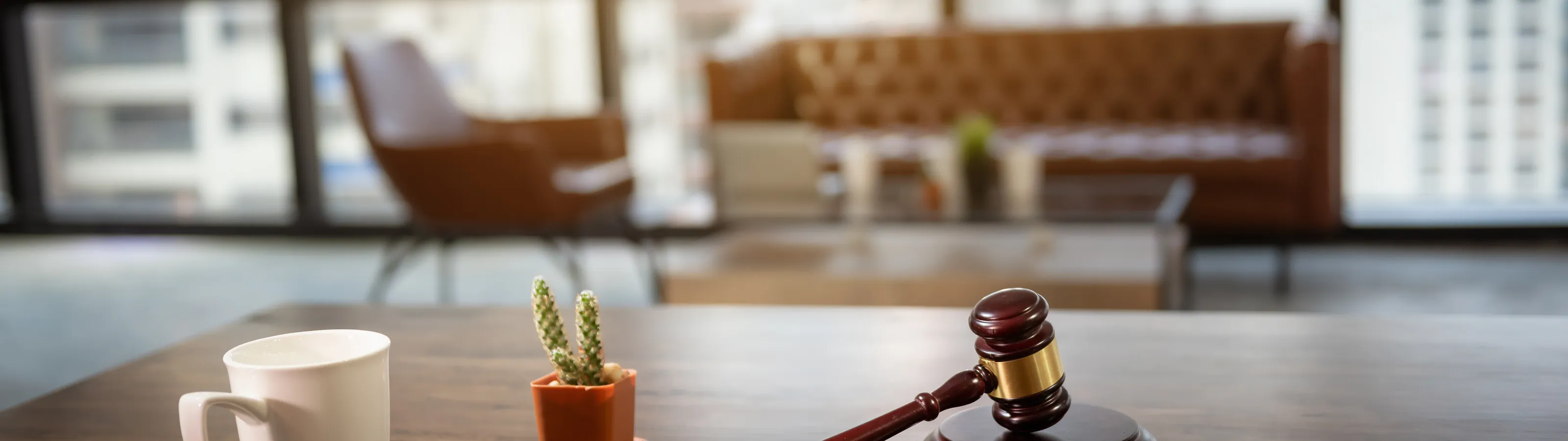 Advix advokatbyrå - erfarna jurister och advokater